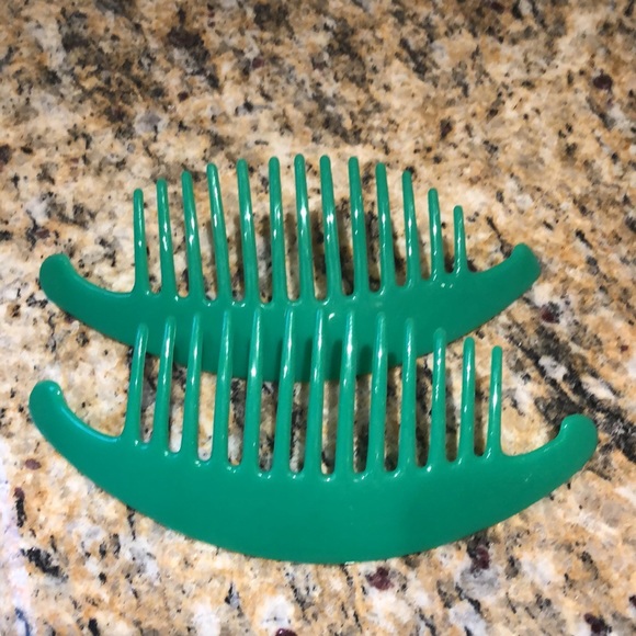 2.  sets authentic Y2K  green large hair combs - Picture 4 of 9